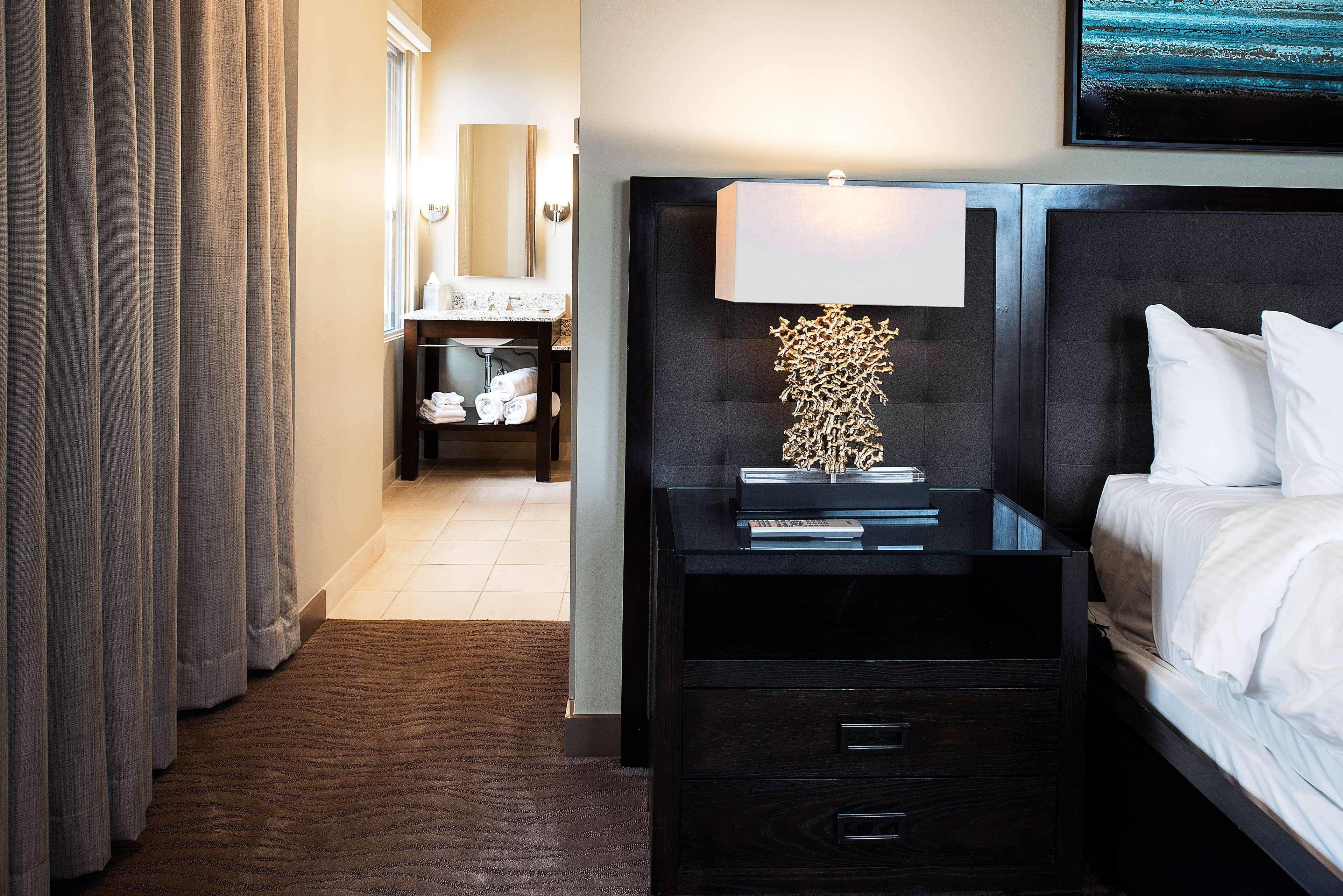 Colcord City, Curio Collection By Hilton Hotel Oklahoma City